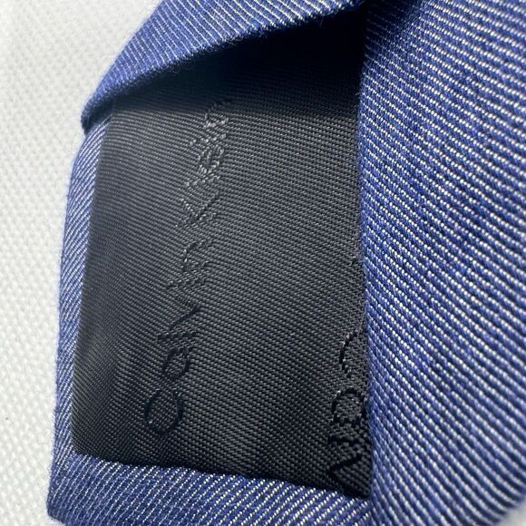 Calvin Klein Navy designer neck tie jean look - Picture 3 of 4